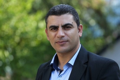 أشرف أبوخصيوان كاتب وصحفي فلسطيني