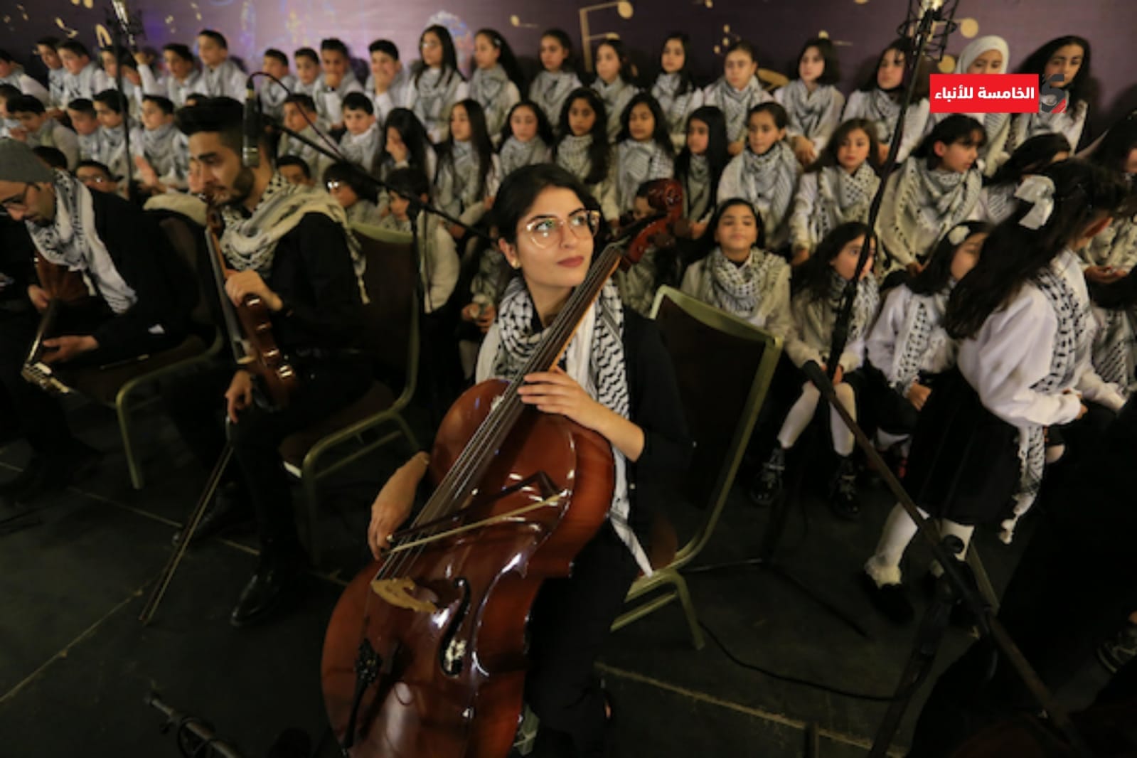 أطفال فلسطينيون يشاركون في أوبريت موسيقي بعنوان "استمتع بحياتك بالموسيقى"
