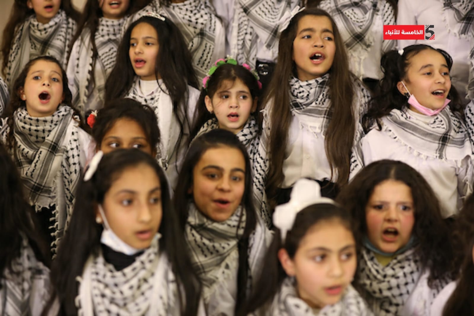 أطفال فلسطينيون يشاركون في أوبريت موسيقي بعنوان "استمتع بحياتك بالموسيقى"
