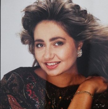 ليلى علوي زمن الشباب