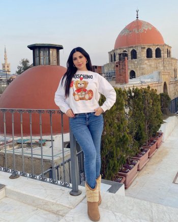 نسرين طافش بين حارات الشام القديمة