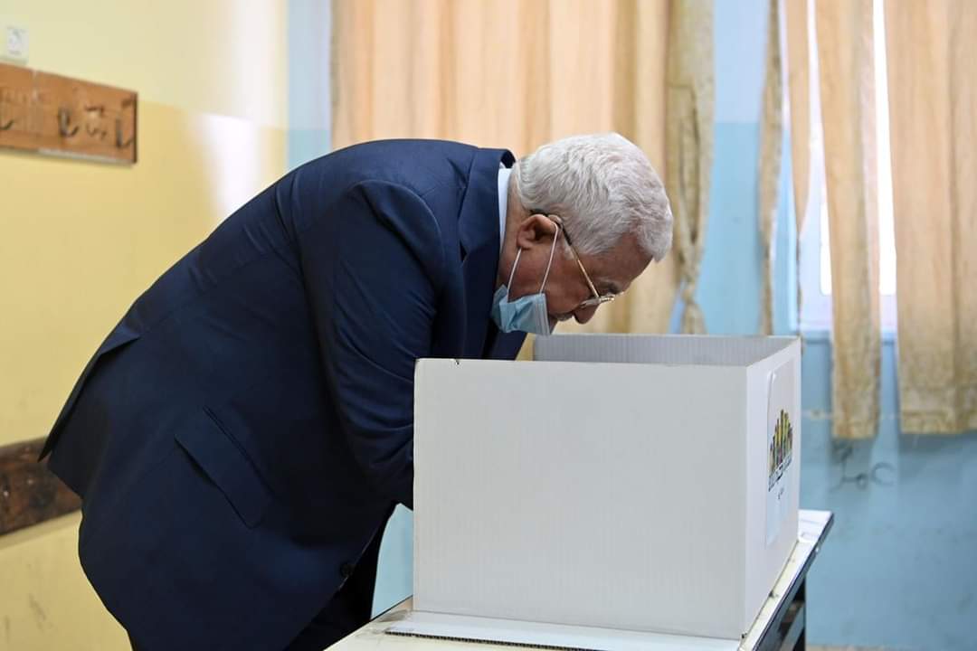 محمود عباس في الانتخابات