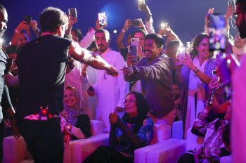 سعد لمجرد ينشر صورة تجمعه بوالدته