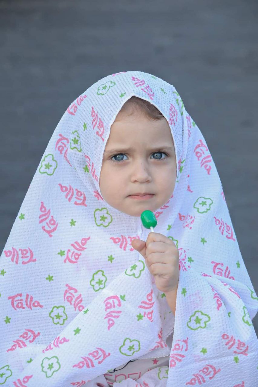 📷صور| للأطفال خلال صلاة عيد الأضحى في مدينة غزة، اليوم.