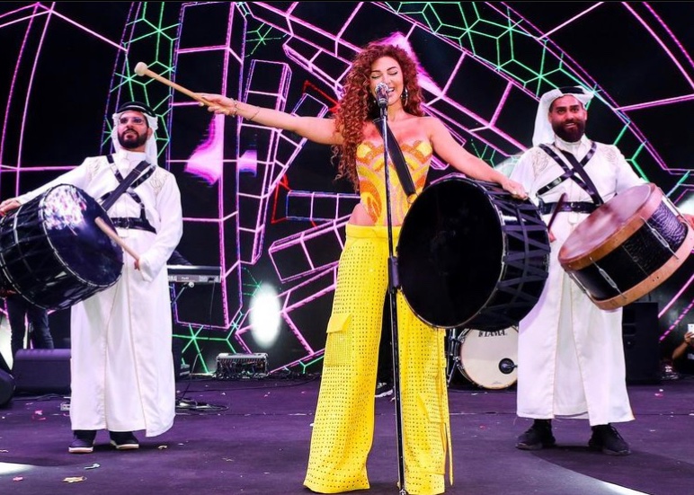 ميريام فارس تشعل حفل مرضى السرطان