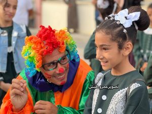 📷مهرجون يشاركون في نشاط تفريغ نفسي وترفيهي للطلبة في مدارس قطاع غزة