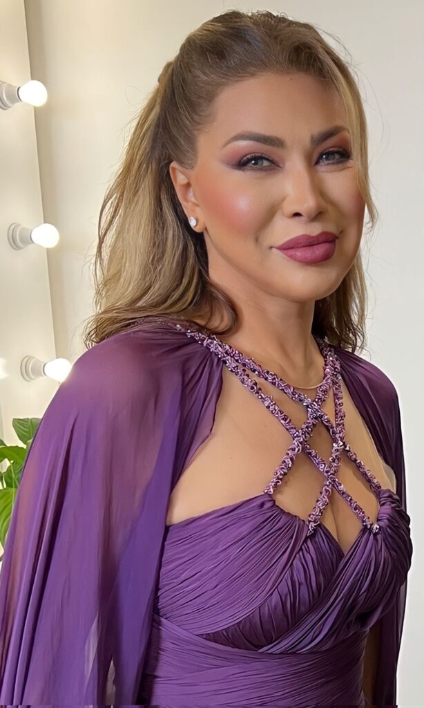 إطلالة ملكية لـ نوال الزغبي في حفلها بالشارقة