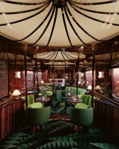 القطار الفاخر