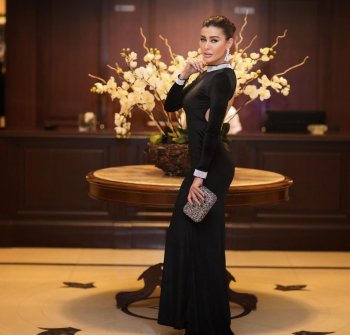 نادين الراسي متألقة بأحدث ظهور لها