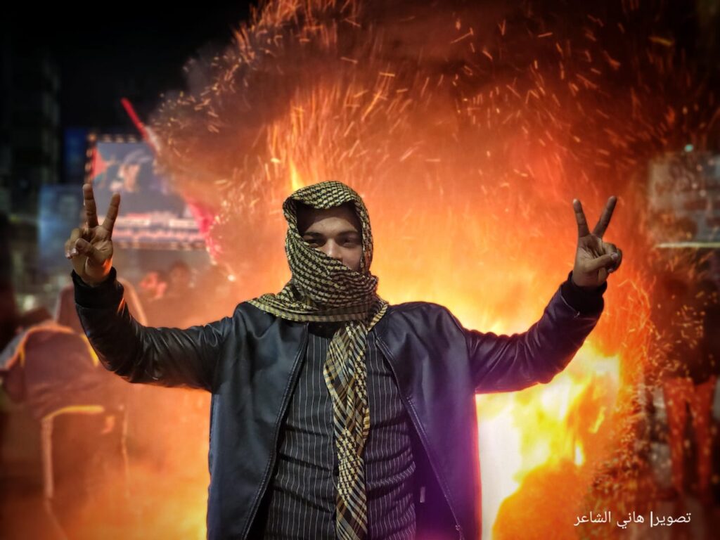 📷عشرات الشبان يتظاهرون برفح نصرة لبلدة حوارة.