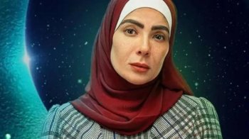 منى زكي تتعرض للتنمر بسبب شكل حجابها الجديد