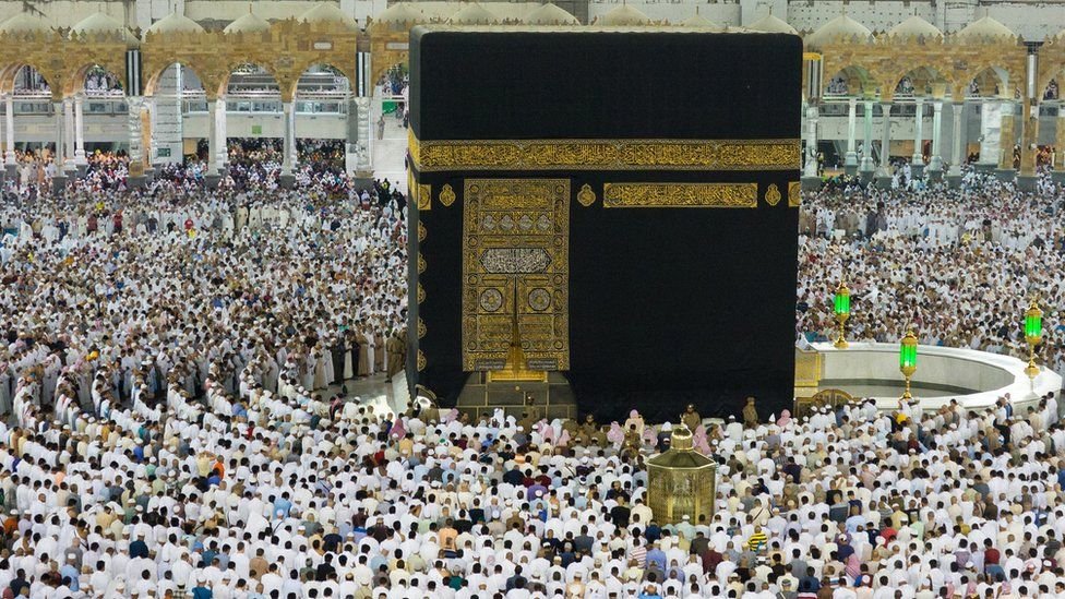 تعامد الشمس على الكعبة المشرفة يوم عرفة.. تزامن نادر بعد 33 عامًا