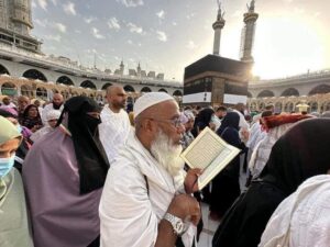 📷 حجاج بيت الله الحرام يؤدون مناسك العمرة فور وصولهم مكة المكرمة