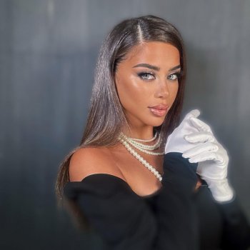 يارا السكري تبرز جمالها وأنوثتها