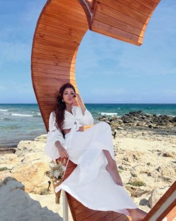 ميريام فارس تحتفل بعيد زواجها التاسع بهذه الطريقة