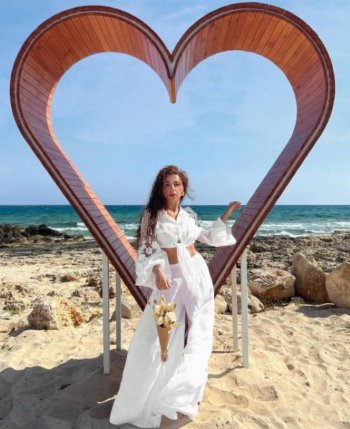 ميريام فارس تحتفل بعيد زواجها التاسع بهذه الطريقة