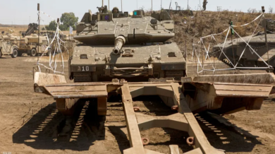 إسرائيل تعثر على دبابة مسروقة من قاعدة عسكرية في باحة للخردة