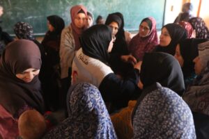 اللجنة الوطنية وضمن الجهود الاغاثية في قطاع غزة لعملية الفارس الشهم 3.. تتدخل ضمن برنامجها الاسعافي في التخفيف من معاناة المرأة الفلسطينية في مراكز الإيواء
