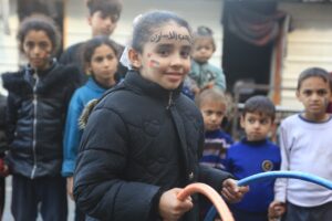 اللجنة الوطنية وضمن الجهود الاغاثية في قطاع غزة لعملية الفارس الشهم 3.. تتدخل ضمن برنامجها الاسعافي في التخفيف من معاناة المرأة الفلسطينية في مراكز الإيواء