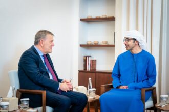 عبدالله بن زايد خلال لقائه لازاريني : دعم "أونروا" ركيزة لترسيخ الأمن والاستقرار في المنطقة