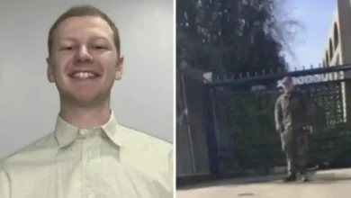 من هو الجندي الأمريكي الذي أحرق نفسه أمام سفارة إسرائيل..؟!