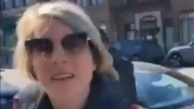 بالفيديو: وزيرة الخارجية الكندية تثير الجدل بتفاعلها مع مواطن سألها عن غزة