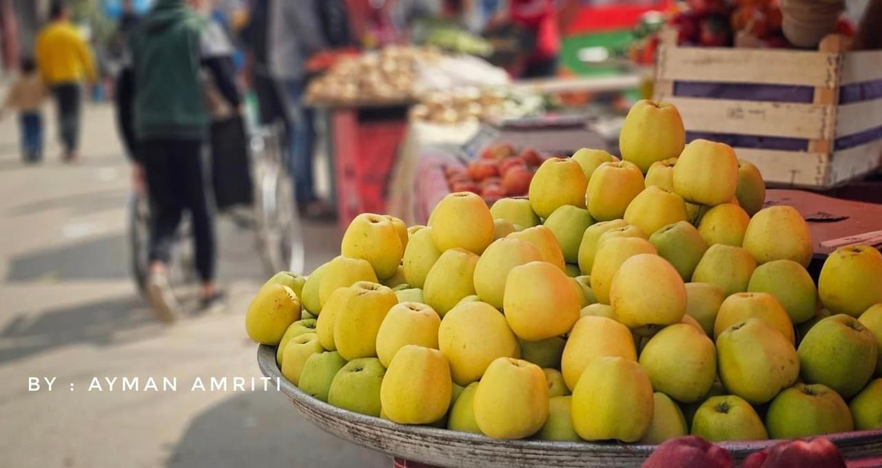 اسواق مدينة غزة والشمال تزدهر بالدقيق والطعام والخضار والفاكهة