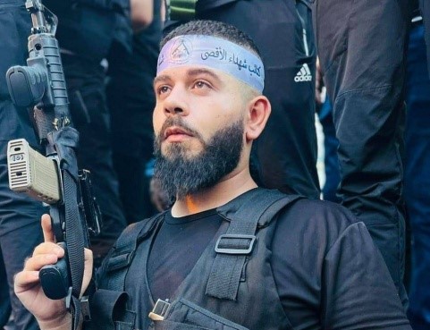 الاحتلال يعتقل مُطاردا بمخيم بلاطة بعد اشتباك مسلح