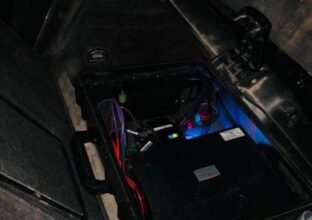 الأجهزة الأمنية تفكك سيارة يعتقد أنها مفخخة في نابلس