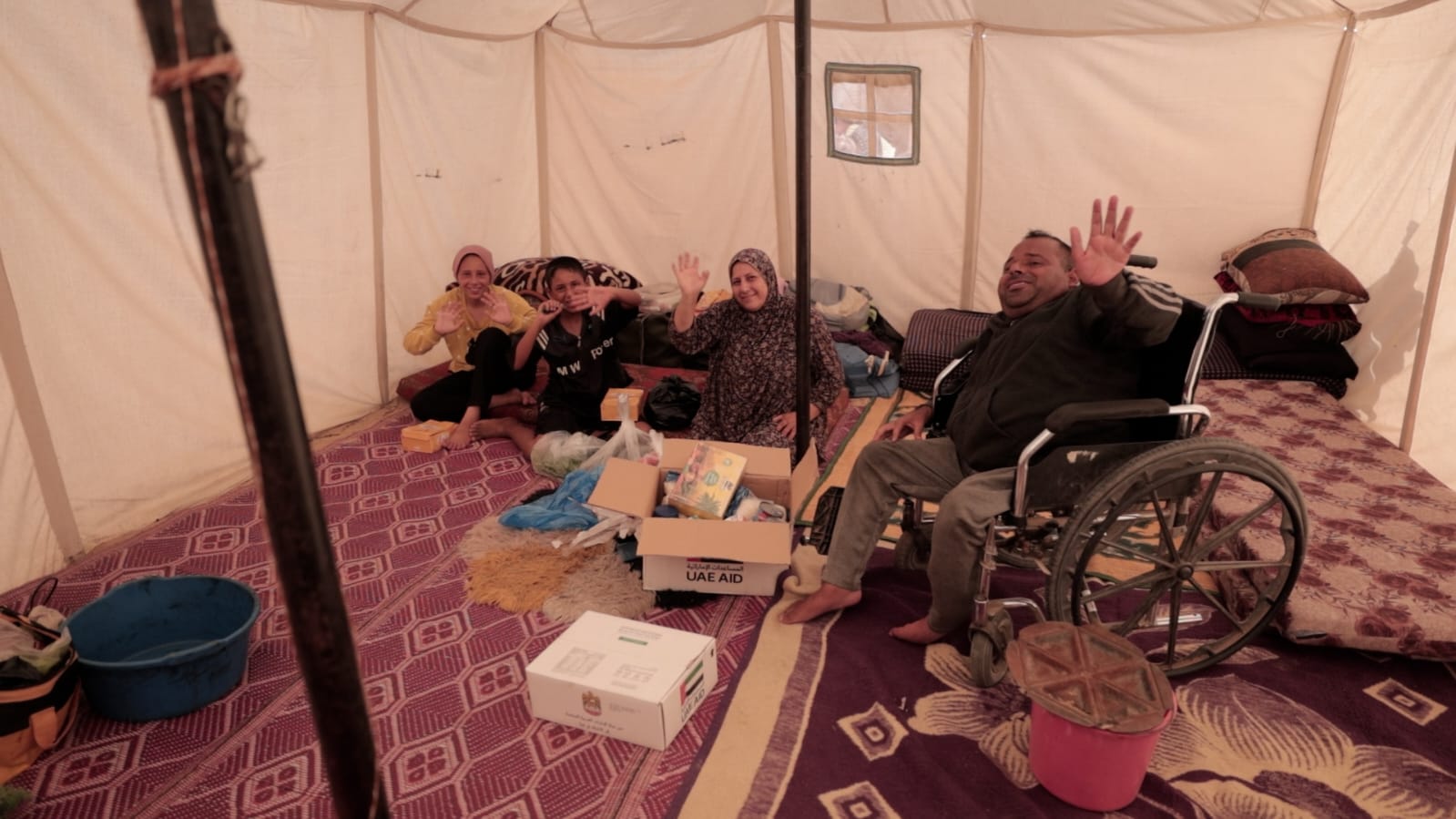 المساعدات الإماراتية