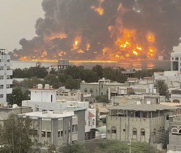 قصف إسرائيلي يستهدف ميناء الحديدة غربي اليمن