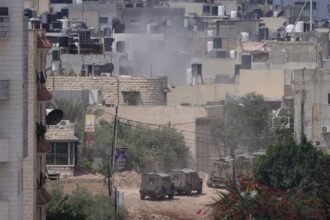 قرر جيش الاحتلال تمديد العملية العسكرية في مخيم اللاجئين في جنين ، والتي كان من المفترض أن تنتهي أمس الثلاثاء.