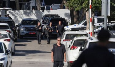 الهجوم المتوقع على إيران وتوزيع المساعدات في غزة