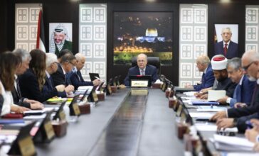 رئيس الوزراء يعلن تشكيل الفريق الوطني لإعادة اعمار قطاع غزة