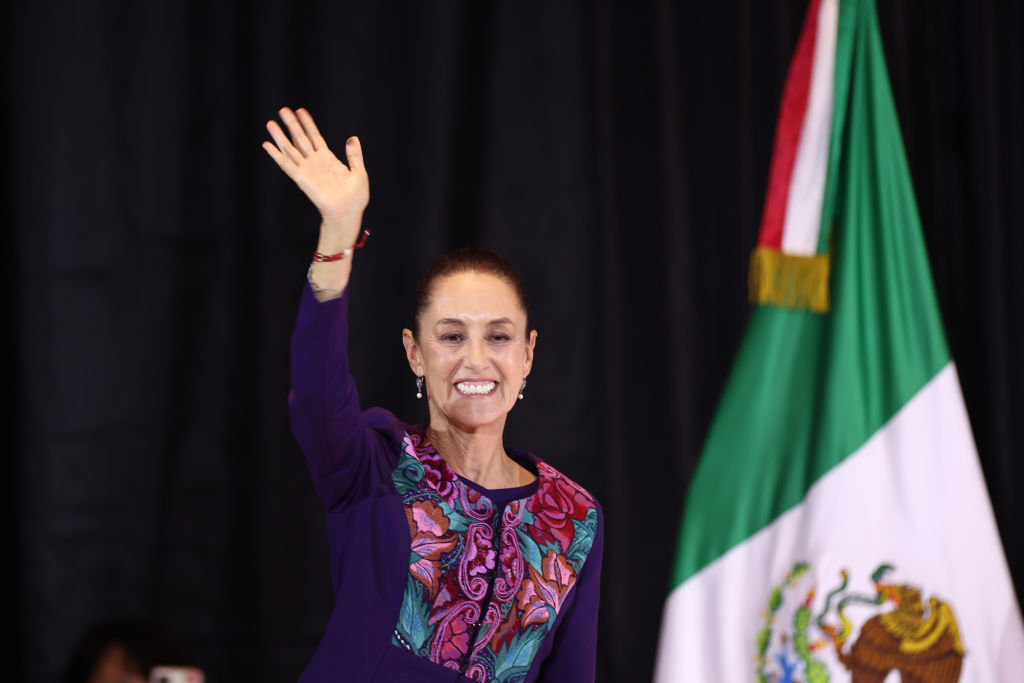رئيسة المكسيك تدعو للاعتراف بدولة فلسطين