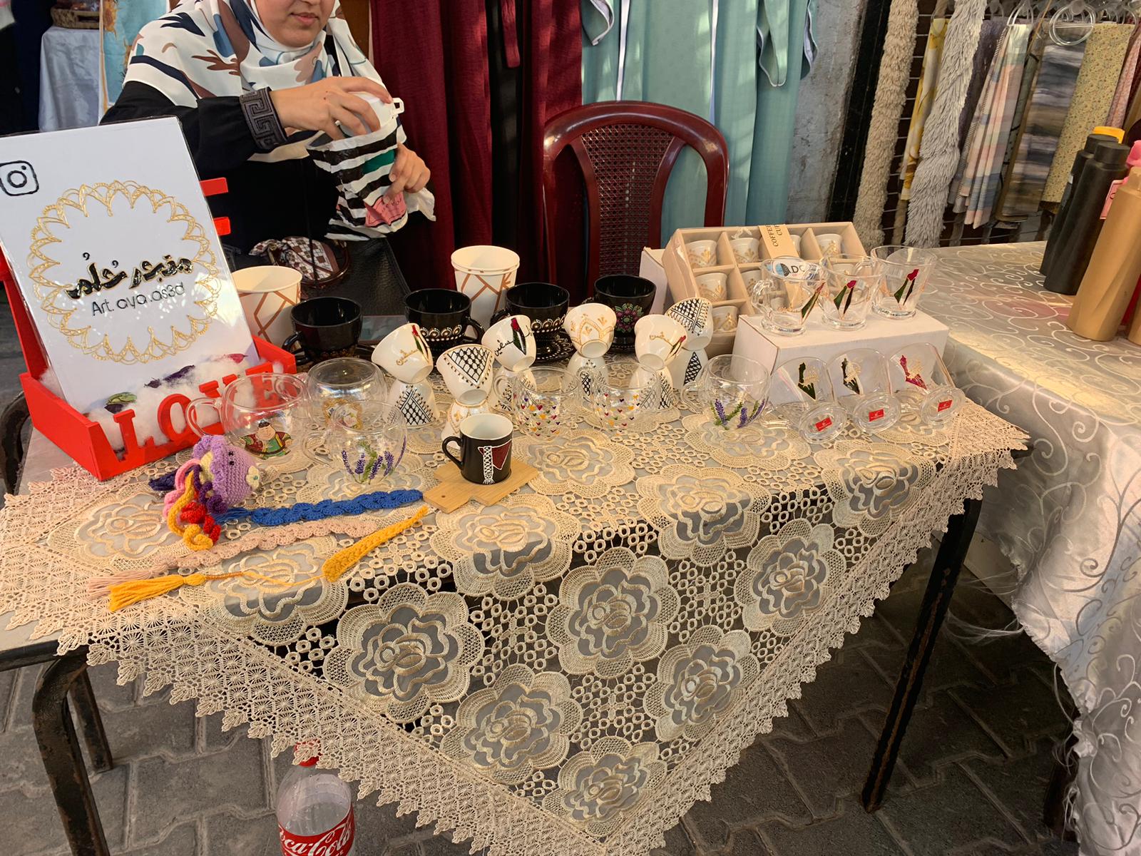 مجدية وهديل مدوخ.. رياديات رغم الحرب