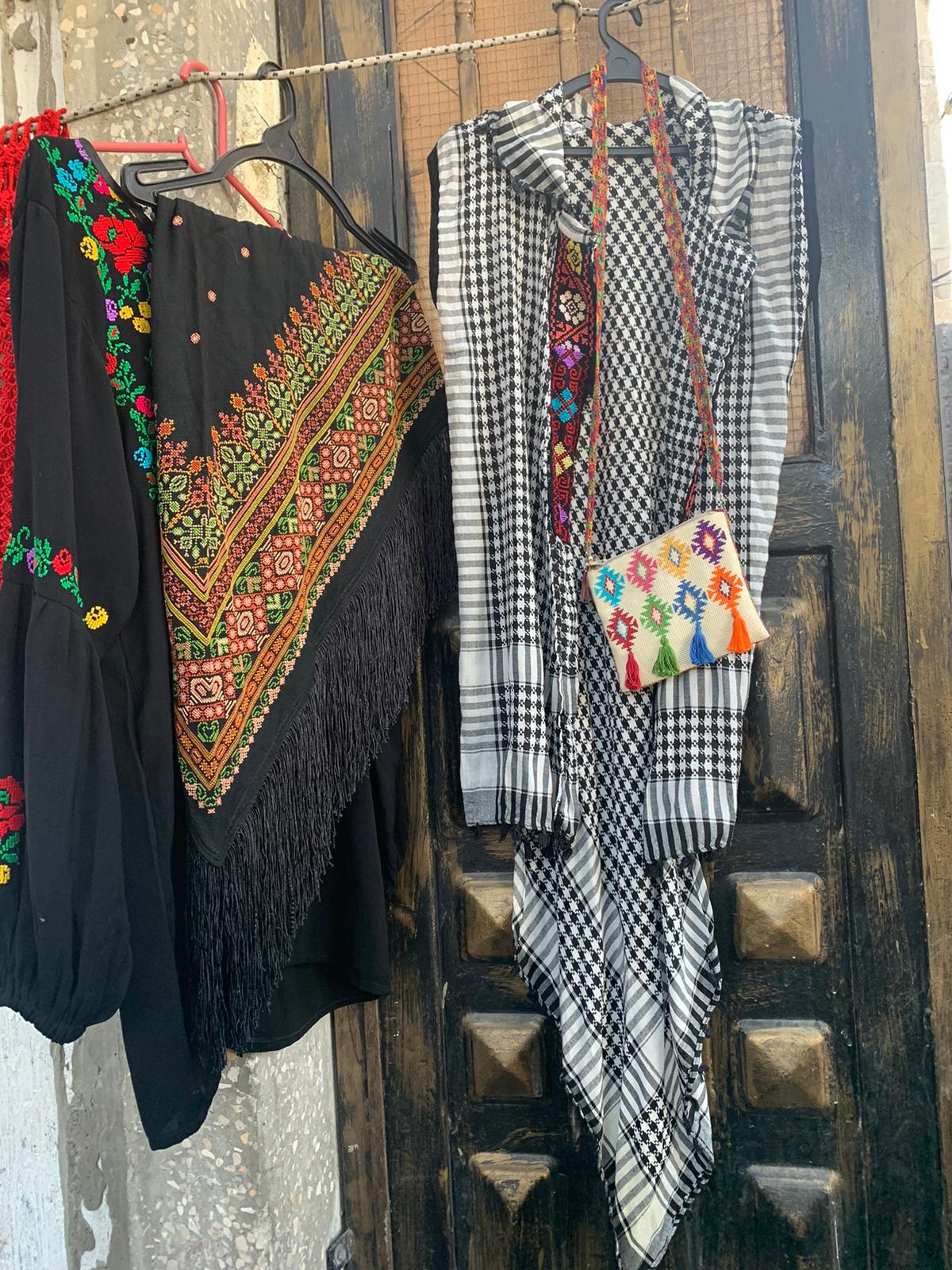 مجدية وهديل مدوخ.. رياديات رغم الحرب