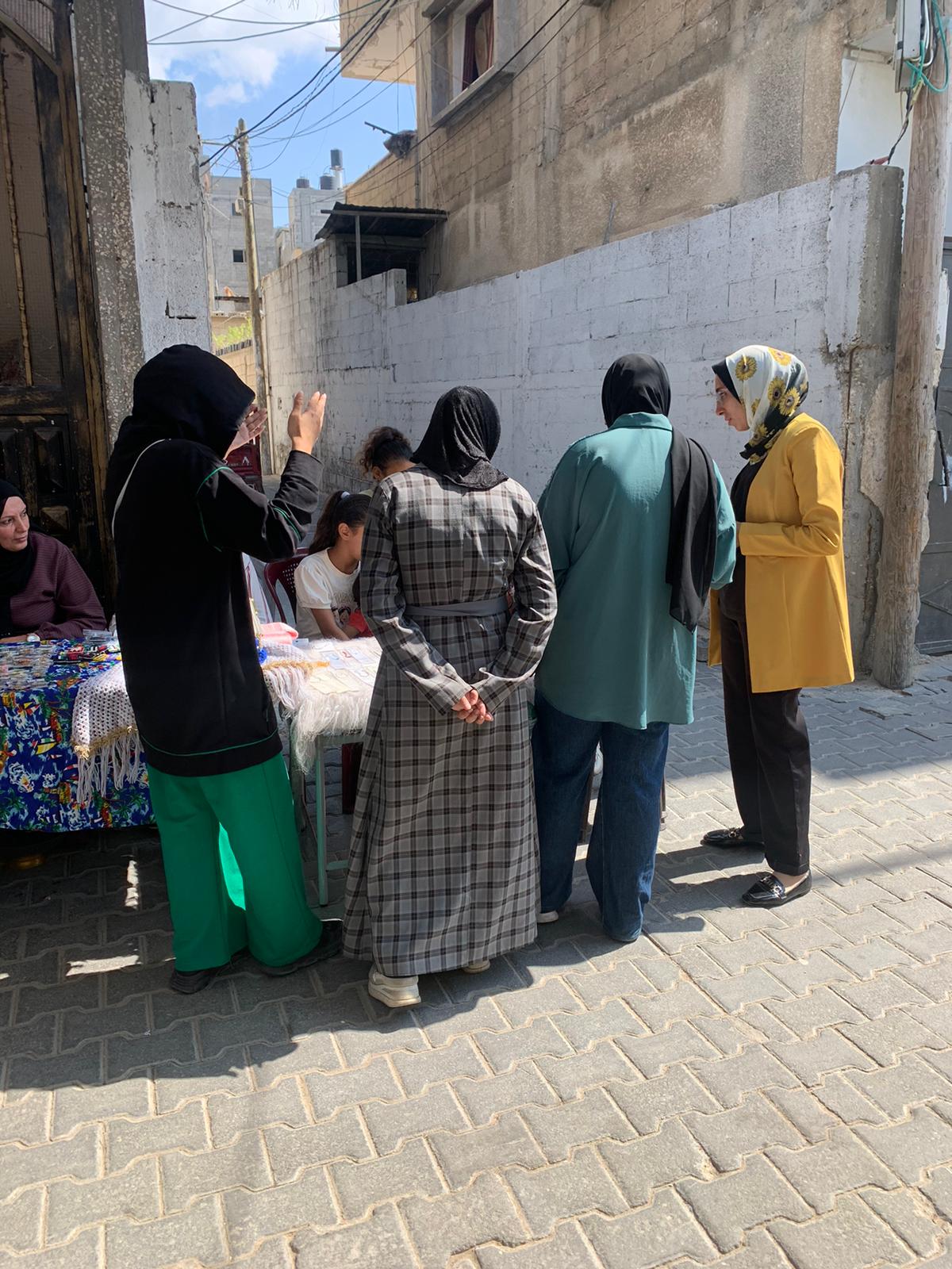 مجدية وهديل مدوخ.. رياديات رغم الحرب