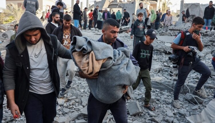 403 يوما للحرب على فلسطين