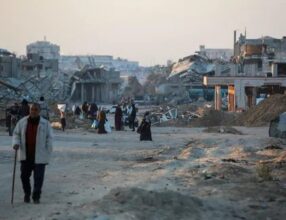 424 يوما للحرب على فلسطين