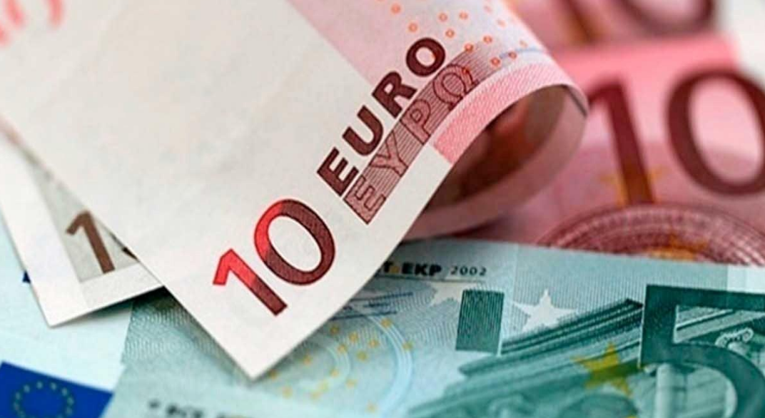 انخفاض طفيف في أسعار اليورو في كافة البنوك