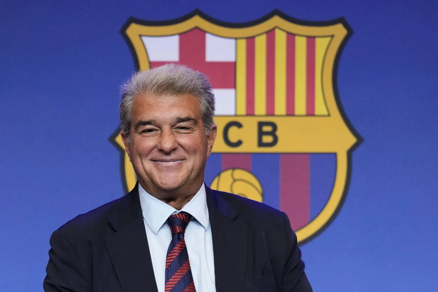 برشلونة يحدد صفقته الهجومية من البريمييرليج
