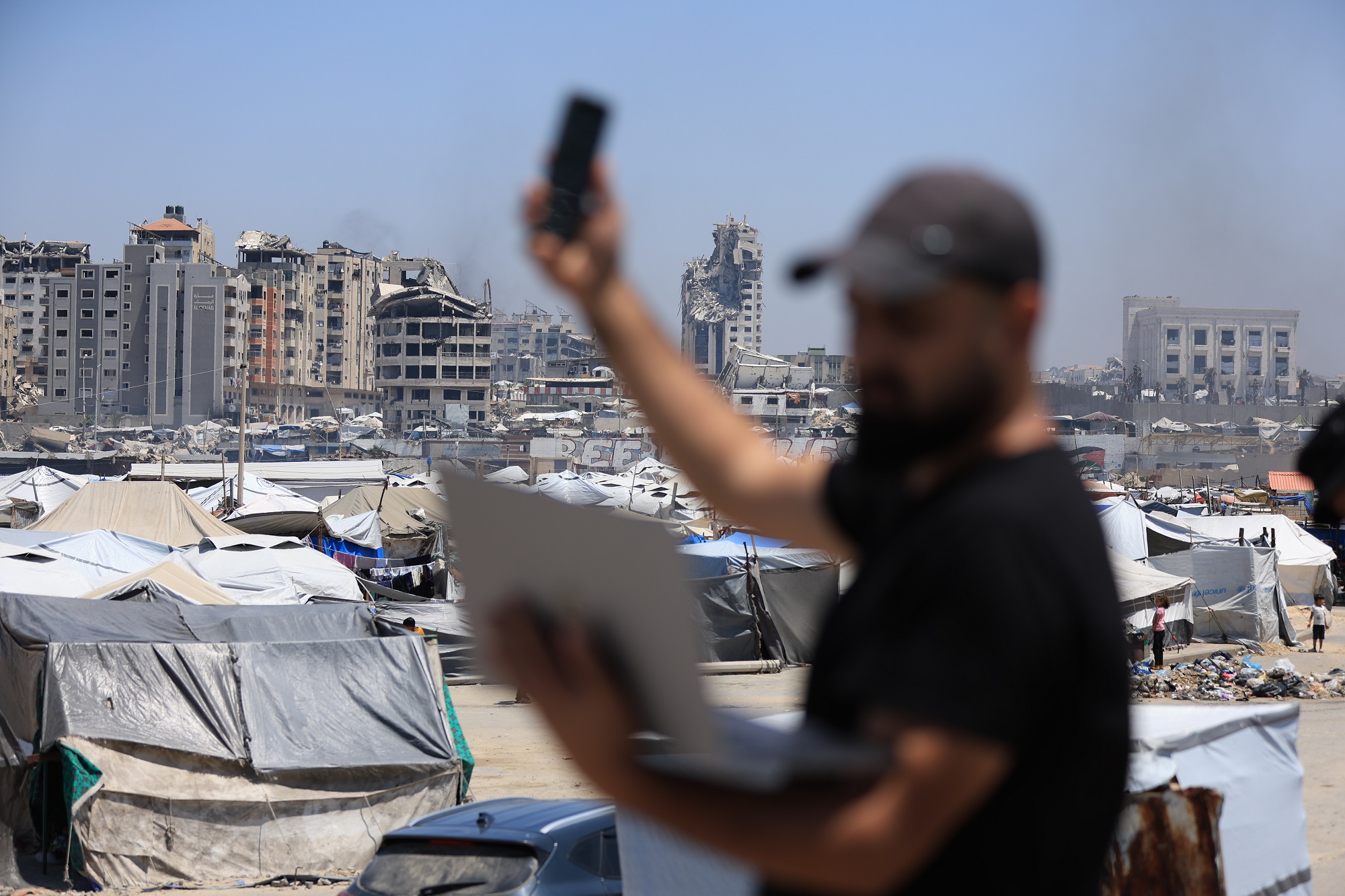 انقطاع متجدد لخدمات الاتصالات والإنترنت في جنوب ووسط قطاع غزة بسبب الأضرار المستمرة