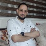 الشهيد الصحفي محمد صبح عدسة الكاميرا التي أطفئتها صواريخ الاحتلال