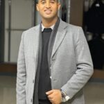 حسام شبات.. الصحفي الذي نعى زميله فارتقى بعده بدقائق