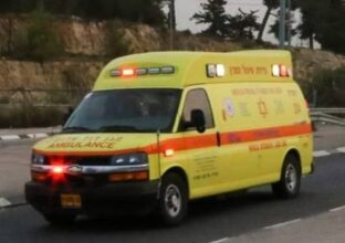 إصابة عامل بجروح خطيرة