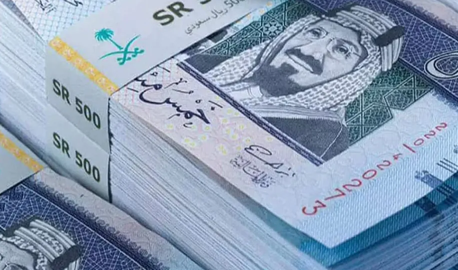 ما حقيقة صرف راتب مضاعف لموظفي الدولة في السعودية شهر أغسطس 2025 ؟؟