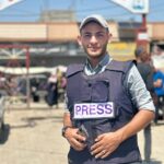 فيصل أبو القمصان.. راوي حكايات الشهداء الذي أصبح أحدهم