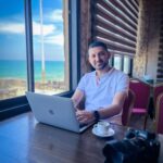 رشدي ومحمود السراج.. مصوران صحفيان جسدا الثبات والإنسانية لتبدد أحلامهما صواريخ الاحتلال