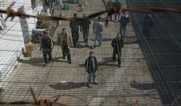 إسرائيل تواصل تجويع الأسرى